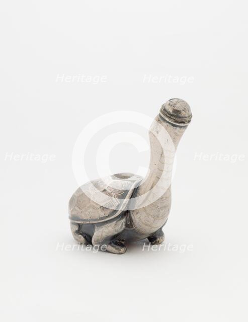 Snuff bottle in shape of tortoise, 18th century. Creator: Unknown.