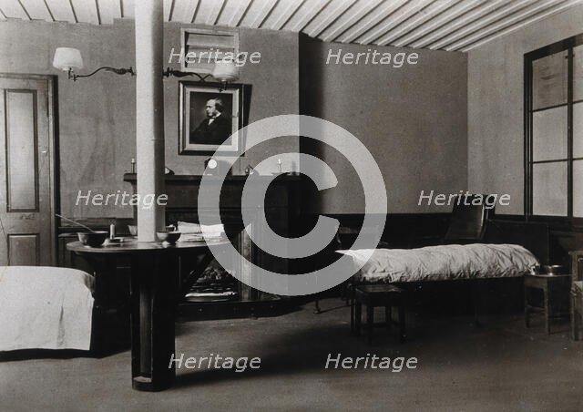 Wellcome Historical Medical Museum,... reconstruction of the Lister ward..., c1910s. Creator: Unknown.