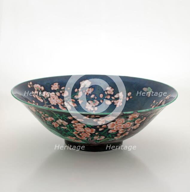 Bowl with flower and bird design, 1850-1899. Creator: Unknown.