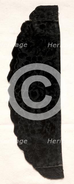 Velvet Cuffs, 1800s. Creator: Unknown.