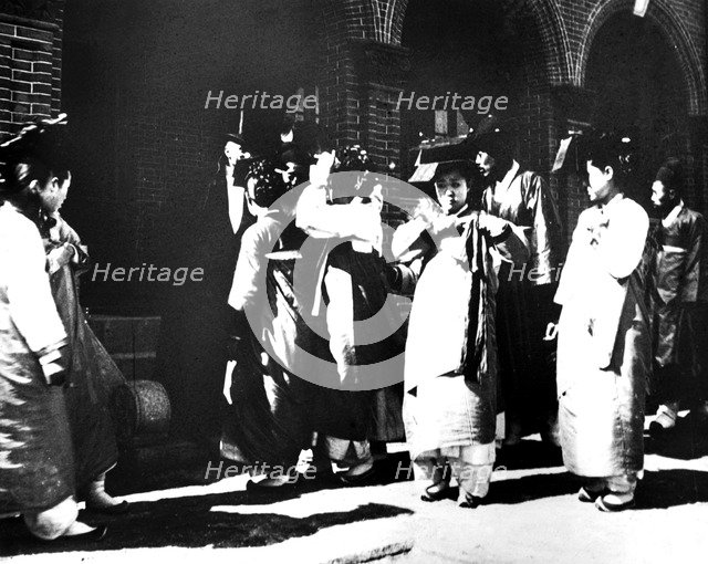 Korean girls, 1900. Artist: Unknown