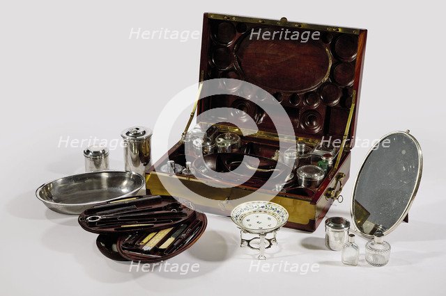 Travel kit (Nécessaire de voyage) of Queen Marie Antoinette of France.