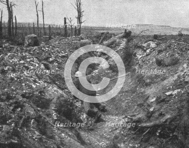 'Episodes de la bataille de Verdun; La derniere phase de la resistance du fort de Vaux, 1916. Creator: Unknown.