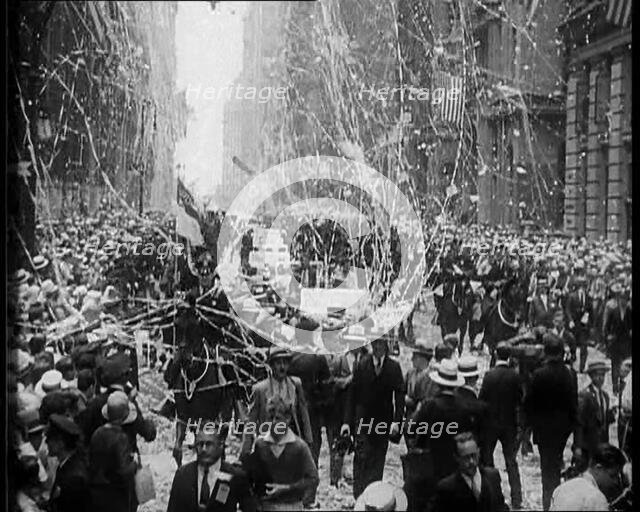 Crowd Watching a Procession, 1933. Creator: British Pathe Ltd.