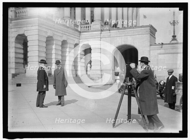 Photographer at U.S. Capitol, Washington, D.C., between 1913 and 1917. Creator: Harris & Ewing.