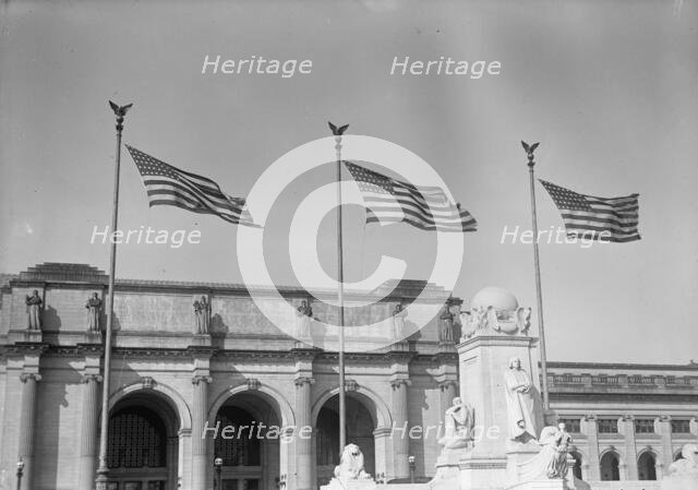 Columbus Memorial, 1914. Creator: Harris & Ewing.