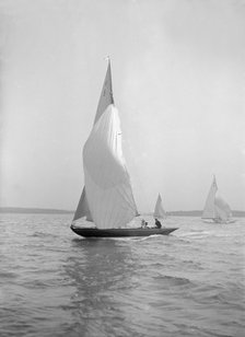 The 7 Metre yacht Strathendrick (K5), 1913. Creator: Kirk & Sons of Cowes.