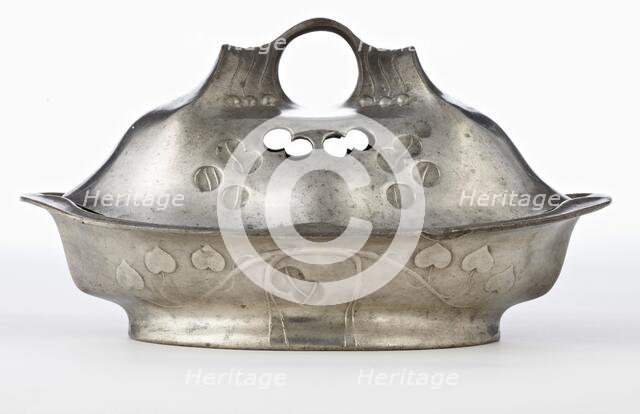 Lidded Soap Dish, c1890-1910. Creator: JP Kayser Sohn.