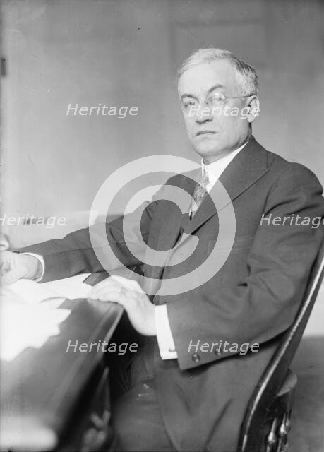 Christian Girl, 1917. Creator: Harris & Ewing.