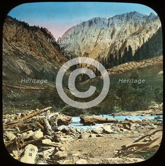 View between Sonamarg and Baltal, Kashmir, India, late 19th or early 20th century. Artist: Unknown