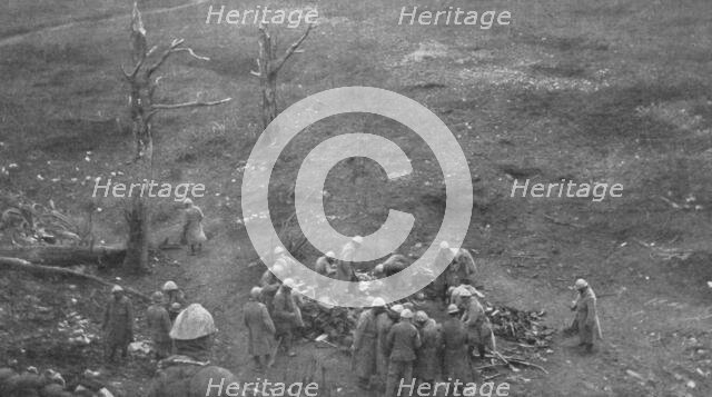 'Notre Infanterie a Verdun; Apres le combat : nos soldats, maitres du terrain..., 1916. Creator: Unknown.