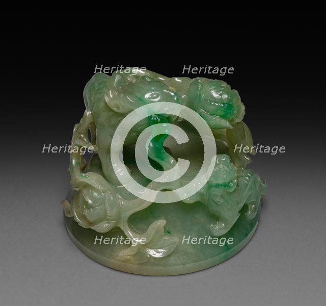 Tripod Vase: Ting (cover), 1644-1911. Creator: Unknown.