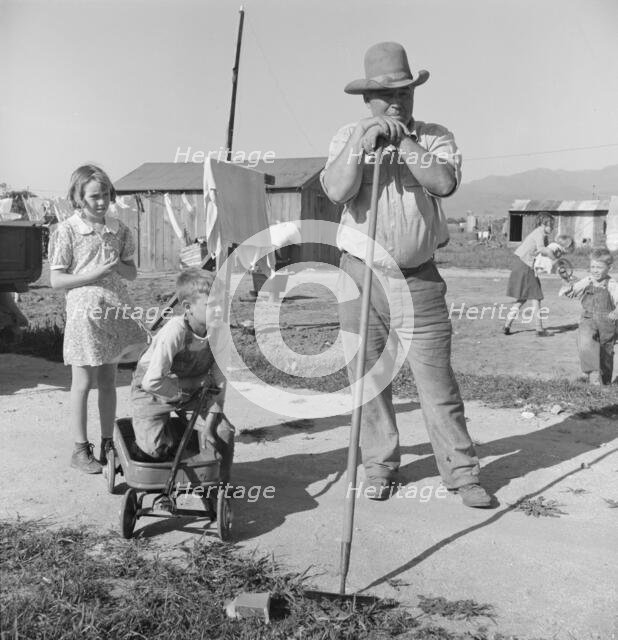 Rapidly growing settlement of lettuce workers, outskirts of Salinas, California, 1939. Creator: Dorothea Lange.