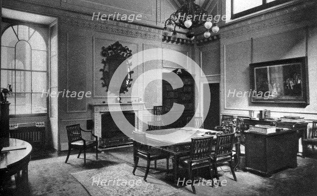 The Governors' Room, Bank, London, 1926-1927.Artist: Joel