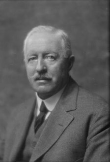 Mitchell, Mason, portrait photograph, 1915 Oct. 5. Creator: Arnold Genthe.
