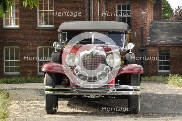 1931 Chrysler CG Imperial Artist: Unknown.