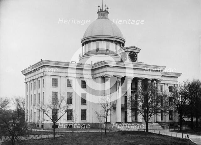 State capitol at Montgomery, Ala., where J. Davis took oath as president of confederacy, ca 1904. Creator: Unknown.