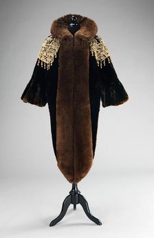 Evening mantle, French, ca. 1887. Creators: House of Worth, Charles Frederick Worth.