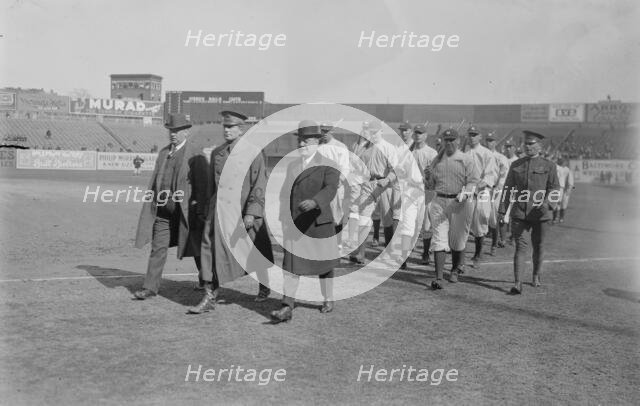 Sgt. Gibson & Yankees, 1917. Creator: Bain News Service.