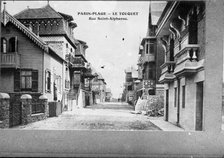 Le Touquet-Paris-Plage, Rue Saint-Alphonse. Creator: Unknown.