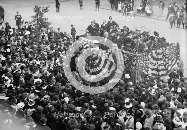 William Jennings Bryan at Sibley Memorial Hospital, 1913 i.e. 1912 Nov. 11. Creator: Harris & Ewing.
