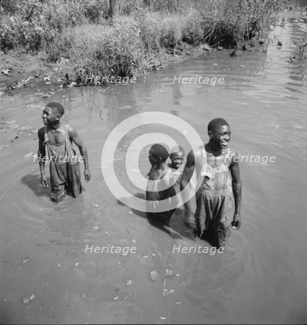 Negroes near Valdosta, Georgia, 1937. Creator: Dorothea Lange.