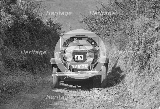 Gardner of HH Vaughan-Knight competing in the MCC Lands End Trial, Beggars Roost, Devon, 1929. Artist: Bill Brunell.