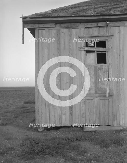 Abandoned tenant house, Childress County, Texas, 1937. Creator: Dorothea Lange.