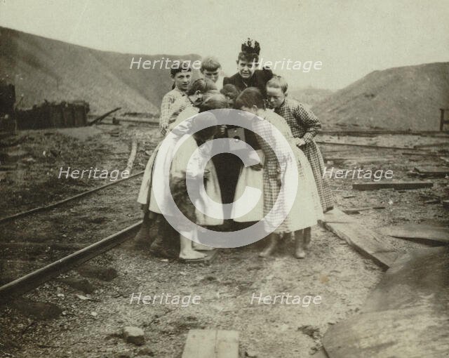 A Kodak creates a sensation, between 1890 and 1900. Creator: Unknown.