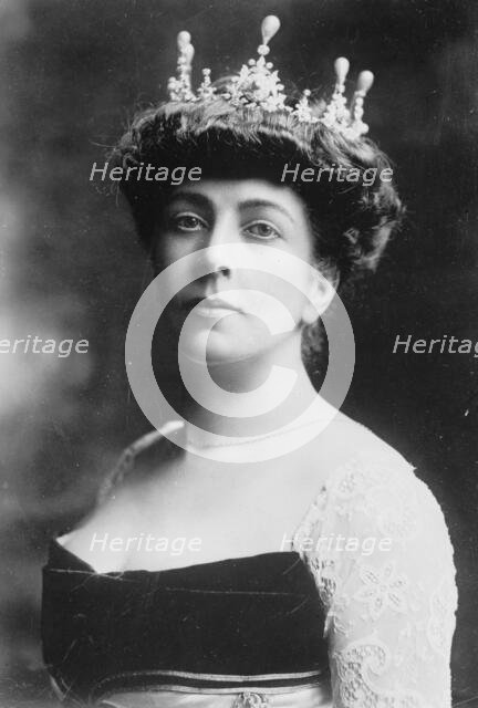 Mrs. Geo. Cornwallis West, 1913. Creator: Bain News Service.