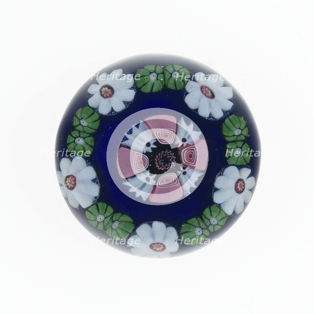 Paperweight, Clichy, 19th century. Creator: Clichy Glassworks.