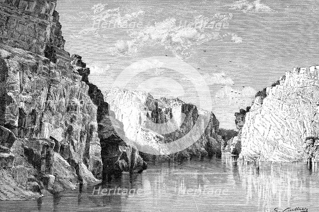 The gorge of the Marble Rocks, India, 1895.Artist: Charles Barbant