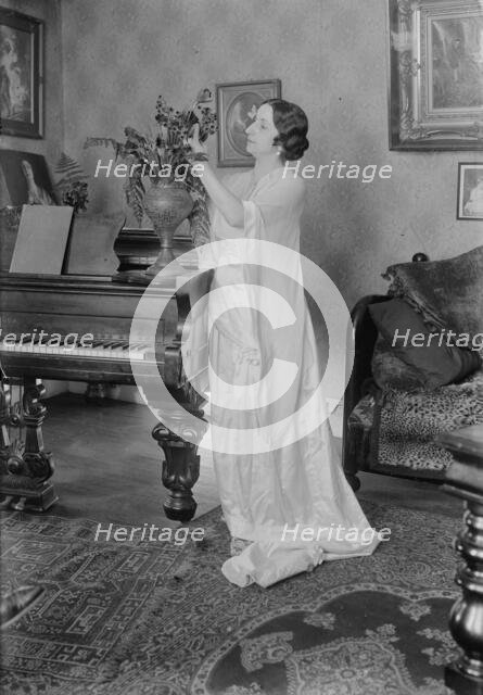 Galli-Curci, 1917. Creator: Bain News Service.