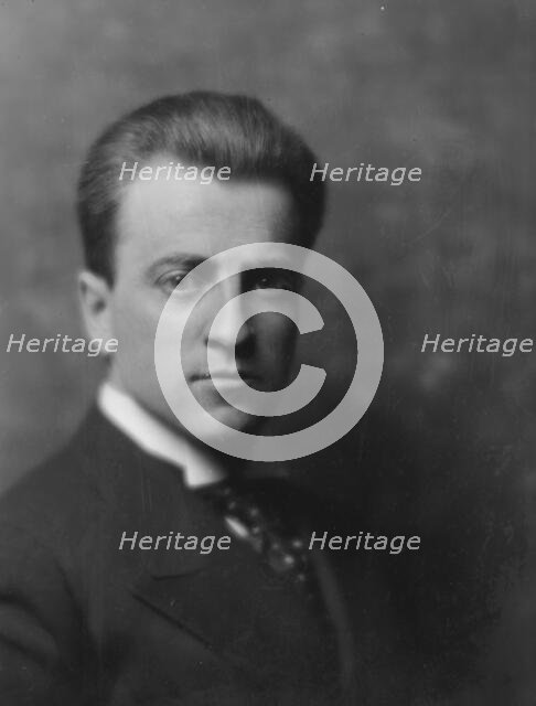 Draper, Paul, Mr., portrait photograph, 1916 Feb. 5. Creator: Arnold Genthe.