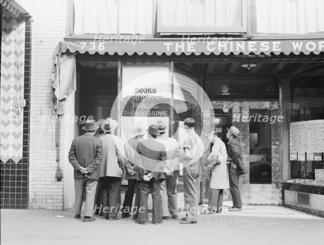 News of the surrender of Canton..., San Francisco, California, 1938. Creator: Dorothea Lange.