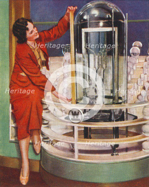 Gigantic electric lamp, 1938. Artist: Unknown.