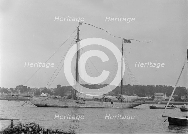 The 118 foot ketch 'Fidra' at anchor, 1922. Creator: Kirk & Sons of Cowes.
