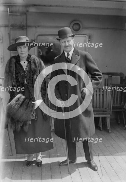 Charles Hamilton Sabin & wife Pauline Morton Sabin, between c1915 and c1920. Creator: Bain News Service.