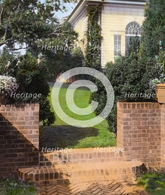 George Warrington Curtis house, Southampton, New York, 1914 or 1915. Creator: Frances Benjamin Johnston.