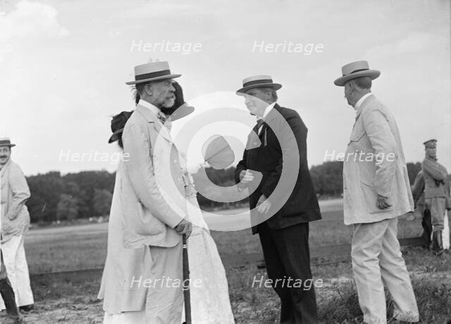 Wright Brothers Flight, 1909. Creator: Harris & Ewing.