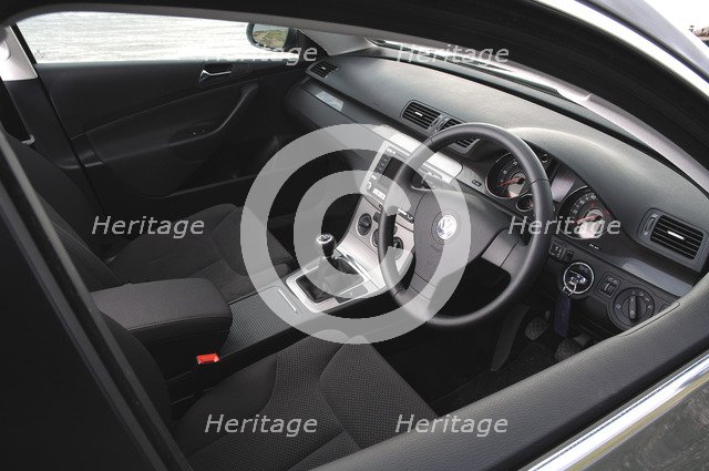 2006 Volkswagen Passat 2.0 Tdi Estate Artist: Unknown.