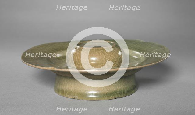 Floral-shaped Cup Stand, 918-1392. Creator: Unknown.