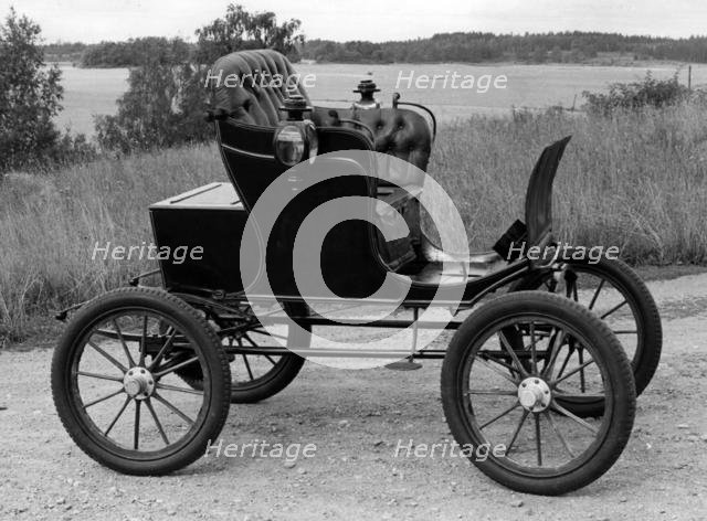 1902 Baker Electric. Creator: Unknown.