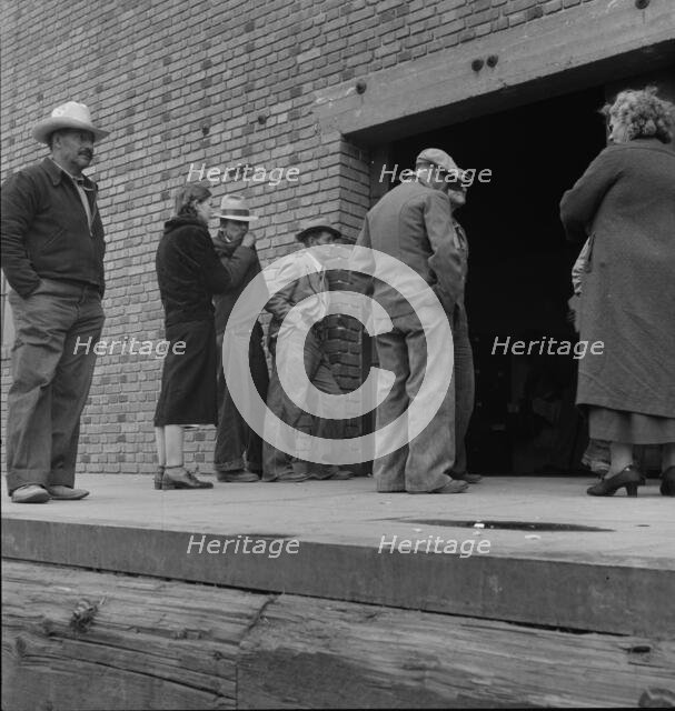 Destitute farm labor families, Kern County, California, 1938. Creator: Dorothea Lange.