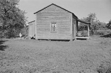 Bud Fields' home, Hale County, Alabama, 1936. Creator: Walker Evans.