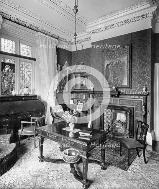 Library, Holmestead, North Mossley Hill Road, Liverpool, Merseyside, 1901. Artist: Henry Bedford Lemere.