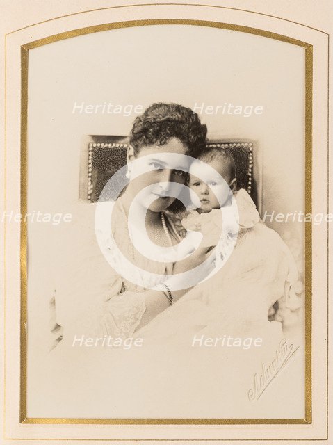 Empress Alexandra Fyodorovna with the infant Anastasia, fourth and youngest daughter of Nicholas II,