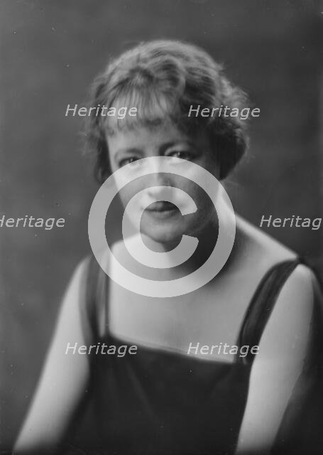 Mrs. McKinney, (Mrs. Hart O. Berg), portrait photograph, 1919 June 12. Creator: Arnold Genthe.