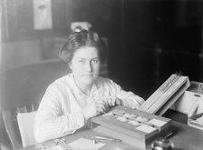 Mrs. J.C. Crawford of Smithsonian, 1914. Creator: Harris & Ewing.