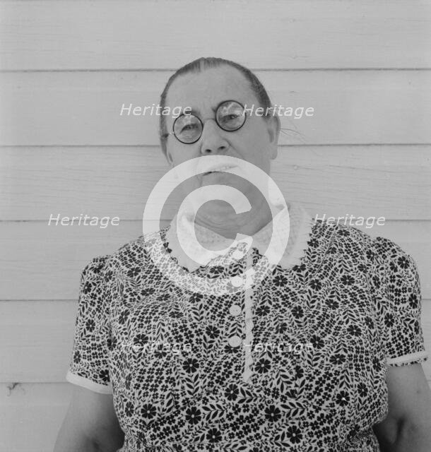 Mrs. Chris Ament who has lived for thirty three years on dry..., south of Quincy, Washington, 1939. Creator: Dorothea Lange.